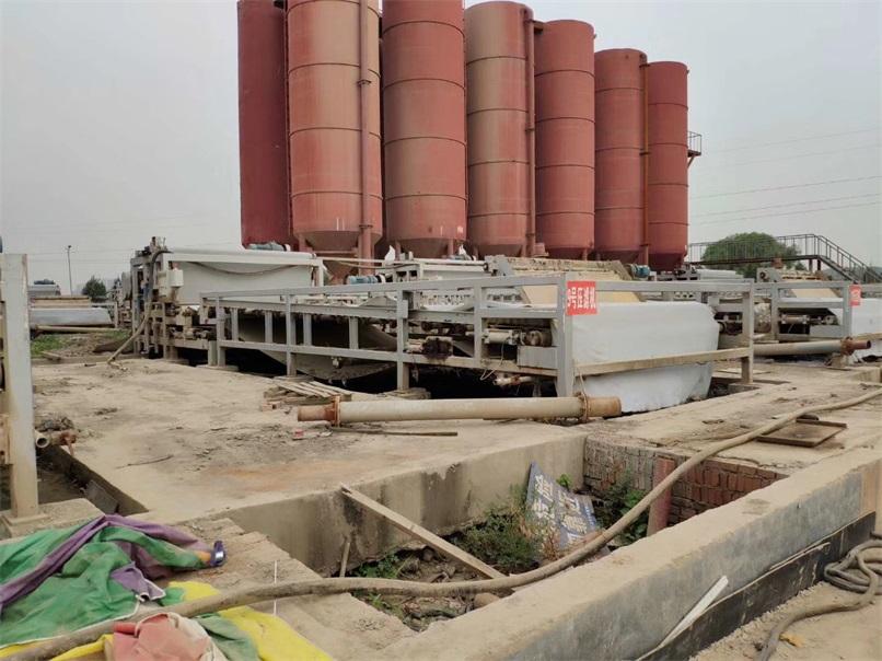 江西垃圾焚燒發電實現尾水污泥零排放，過程雖說曲折，但是結果令人滿意！恒磊帶式壓濾機，牛！